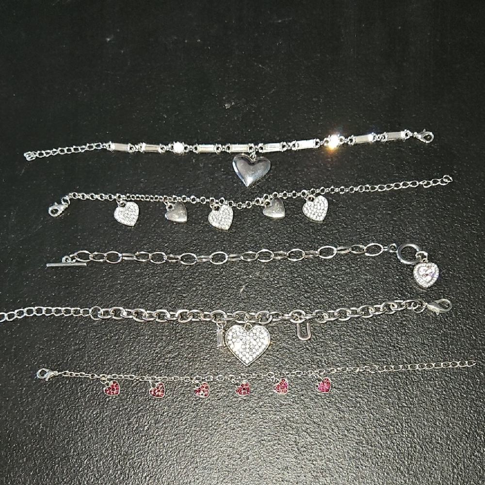 Elegant Silver Heart Charm Bracelet Set